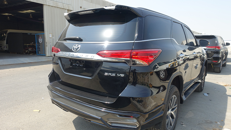 fortuner-4l-12