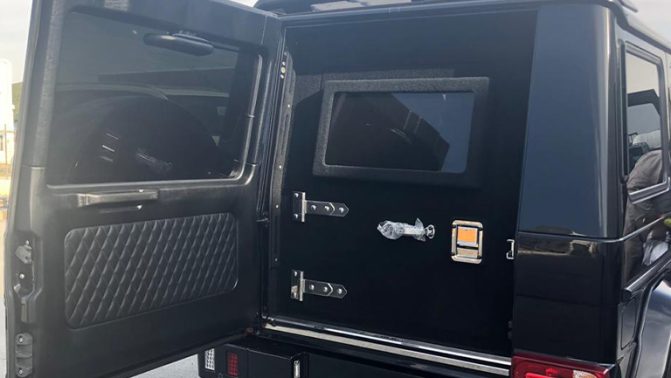 MERCEDES BRABUS G63-05